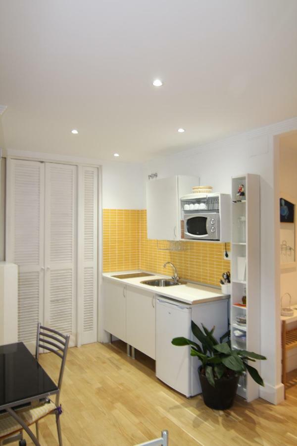 Apartamentos Lara Granada Exterior photo